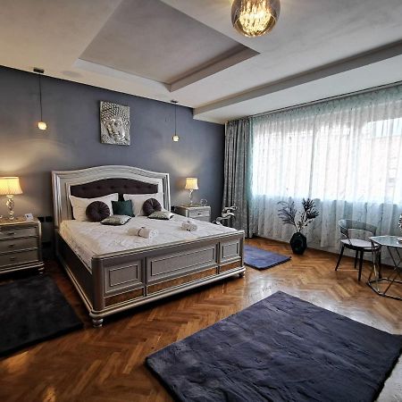 Crystal Central Apartment Μπρασόβ Εξωτερικό φωτογραφία