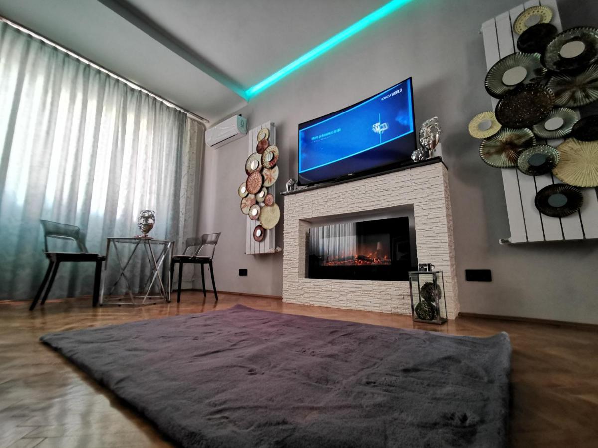 Crystal Central Apartment Μπρασόβ Εξωτερικό φωτογραφία